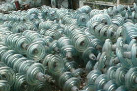 Glass insulator