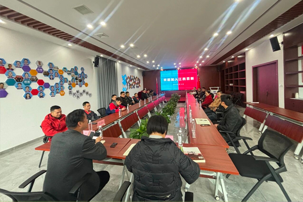 倾听“新”声，共话成长